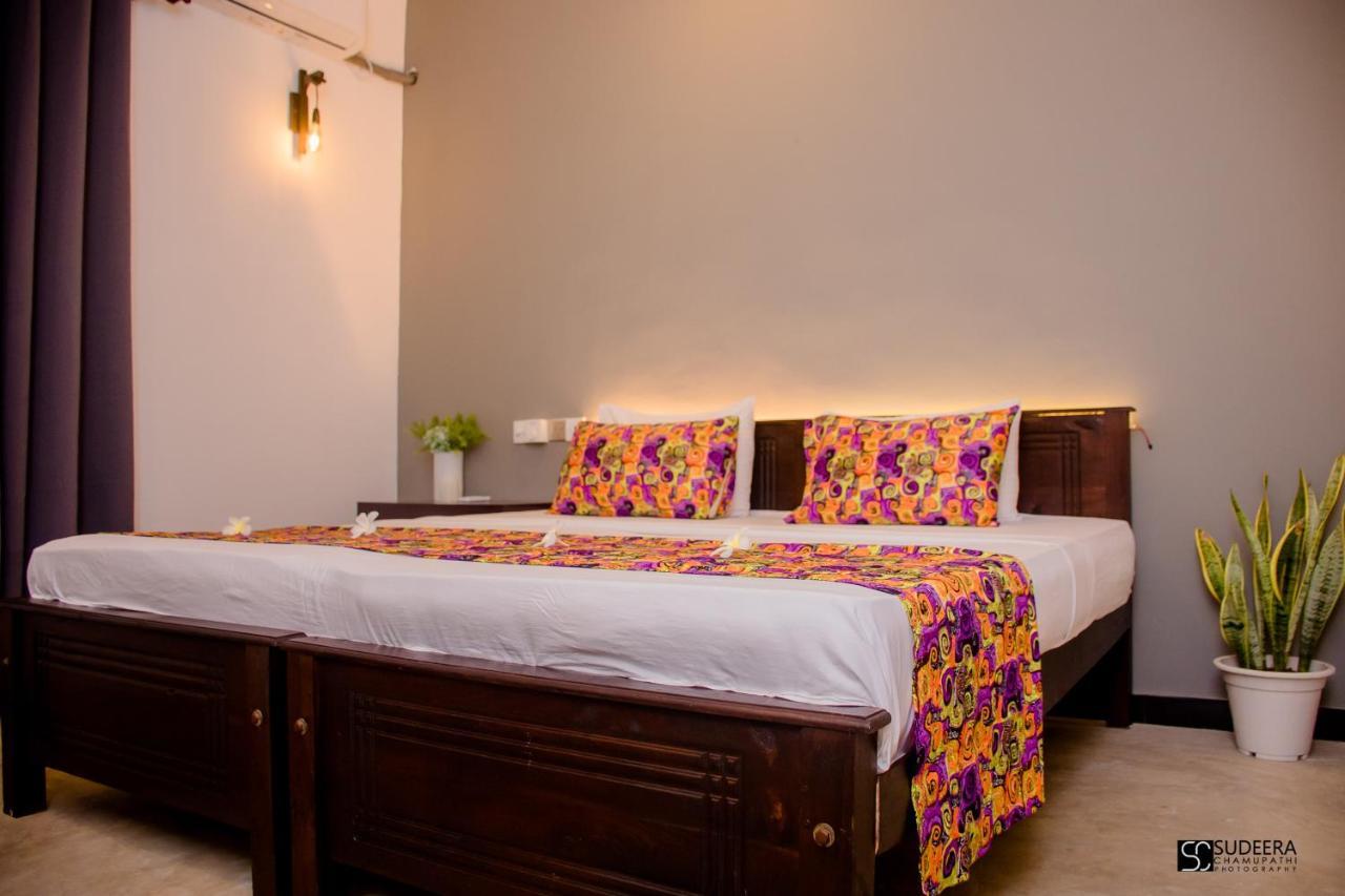 Bed and Breakfast Blooming Polhena Матара Экстерьер фото