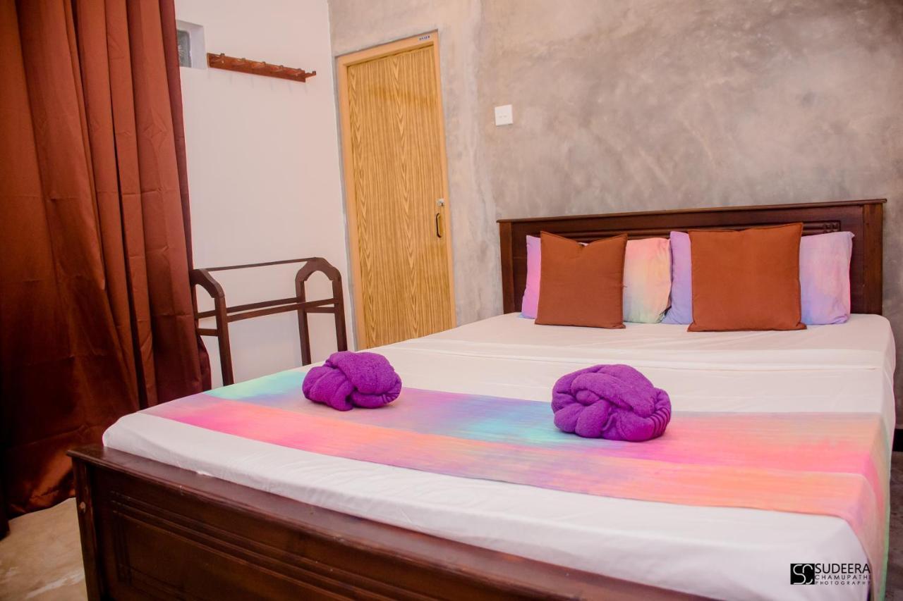 Bed and Breakfast Blooming Polhena Матара Экстерьер фото